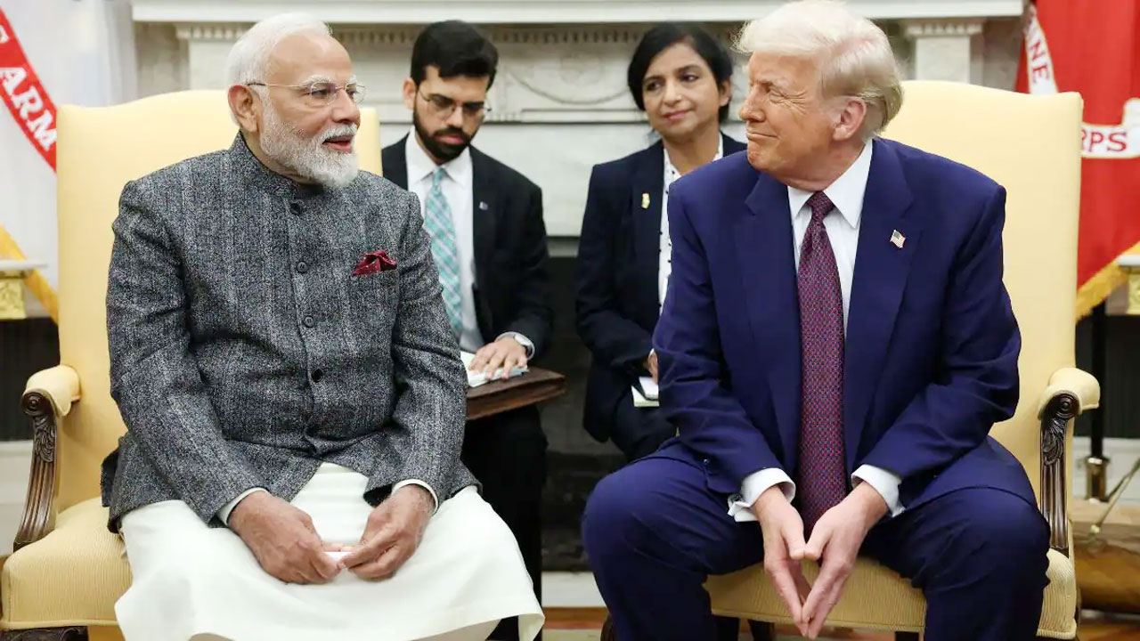 যুক্তরাষ্ট্রের সঙ্গে তেল-গ্যাস আমদানি নিয়ে আলোচনায় ভারত